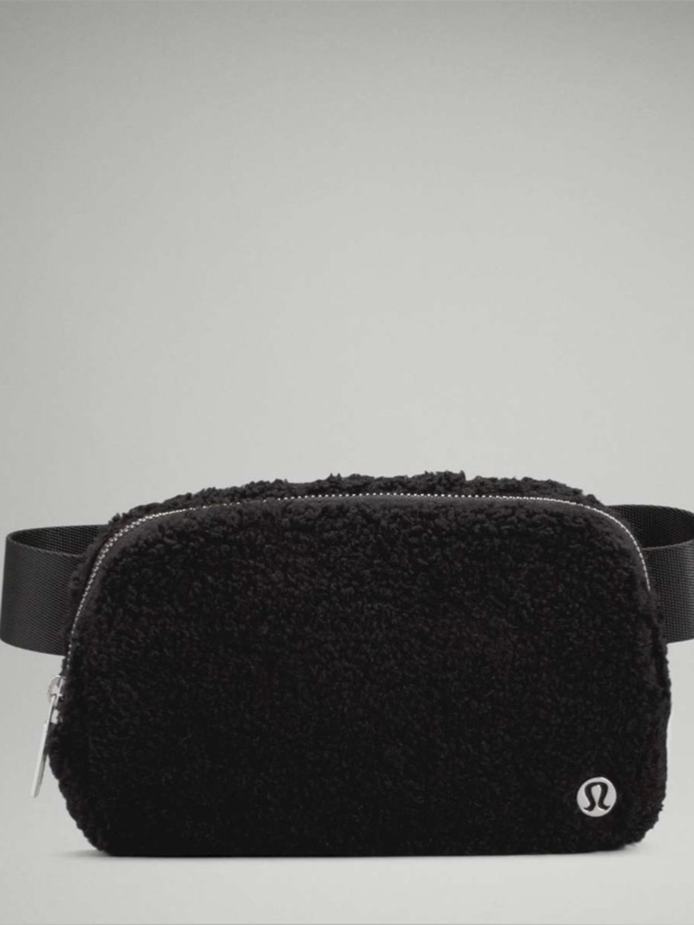 Lululemon Everywhere Fleece Belt Bag
Black